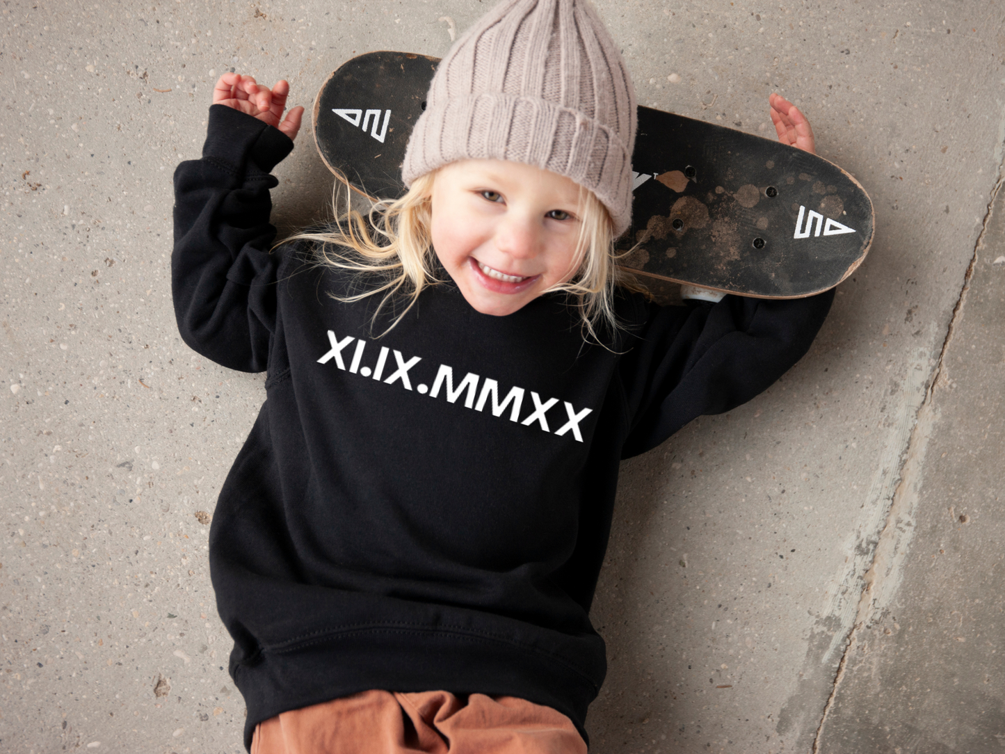 ROMAN NUMERAL SWEATSHIRT