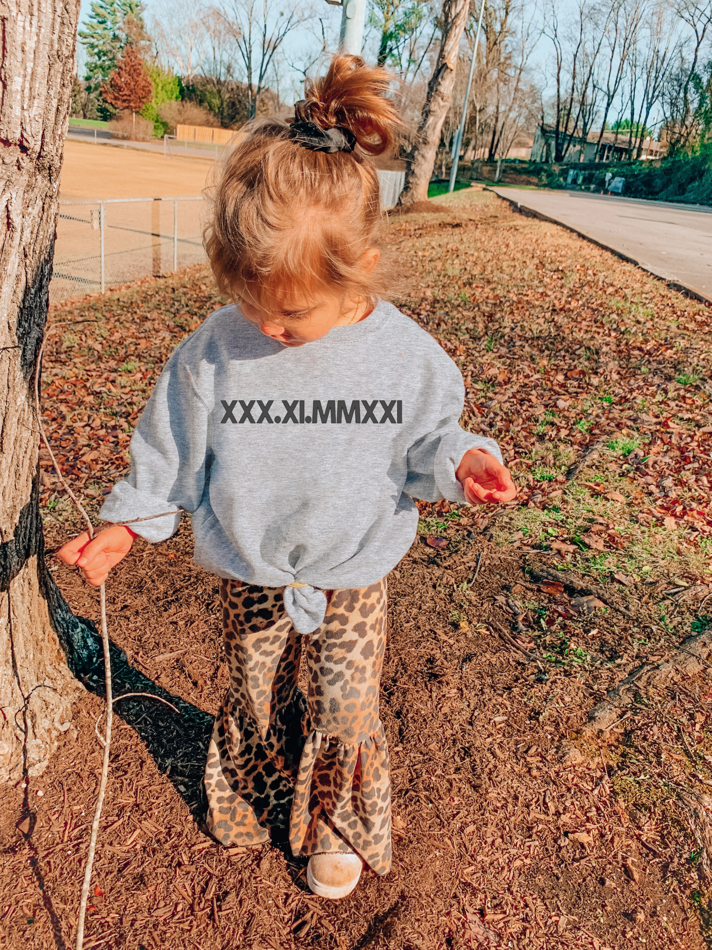ROMAN NUMERAL SWEATSHIRT