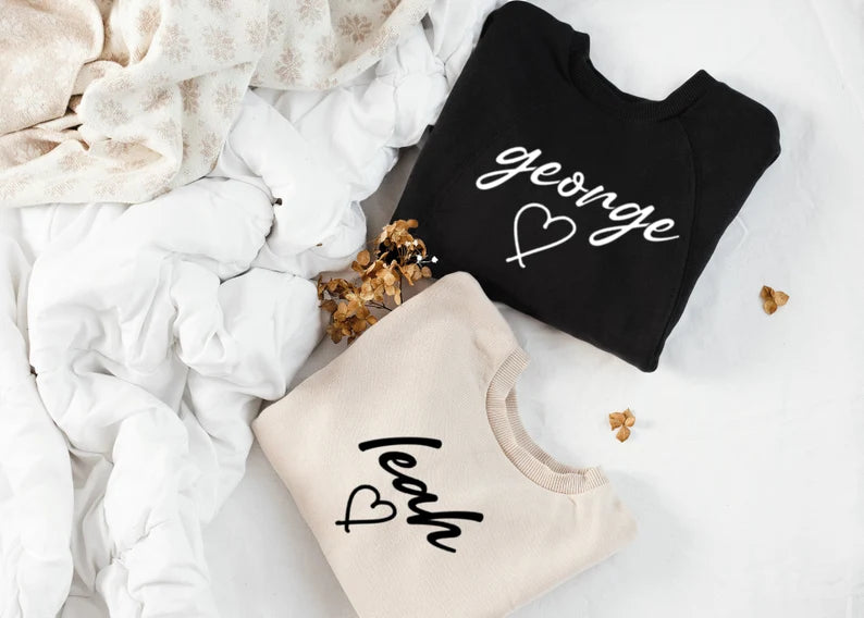 NAME WITH HEART - Sweatshirt