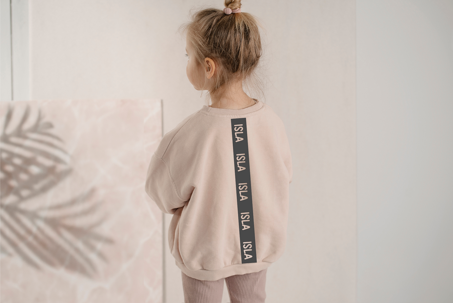 NAME TAPE SWEATSHIRT