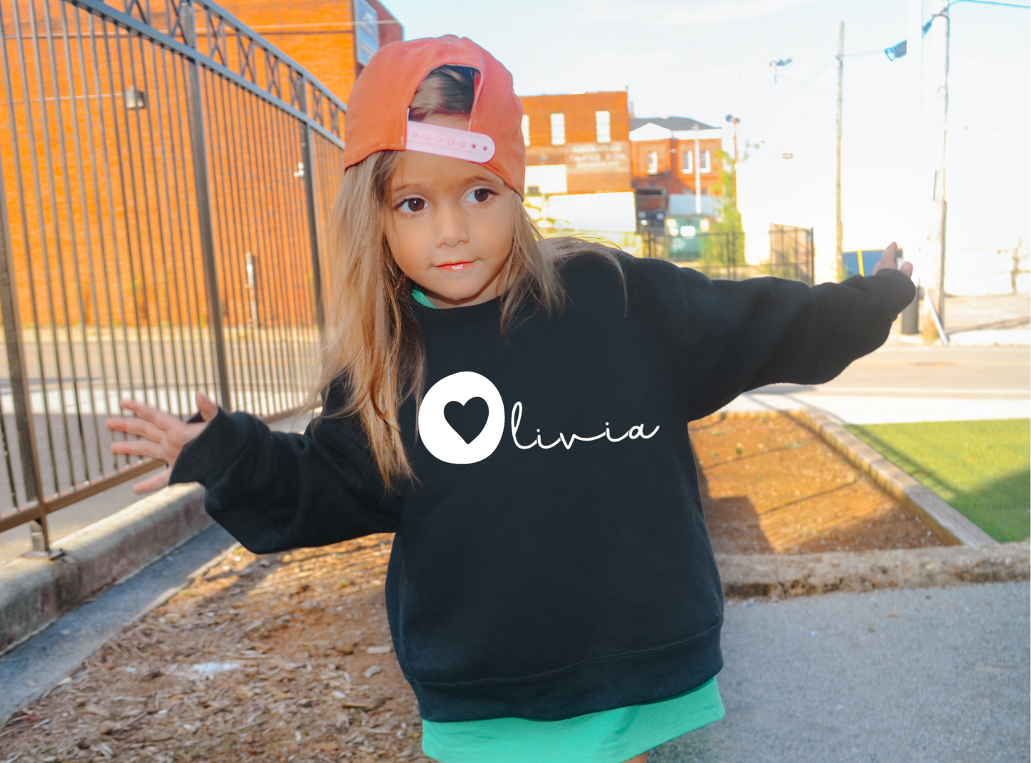 HEART INITIAL SWEATSHIRT