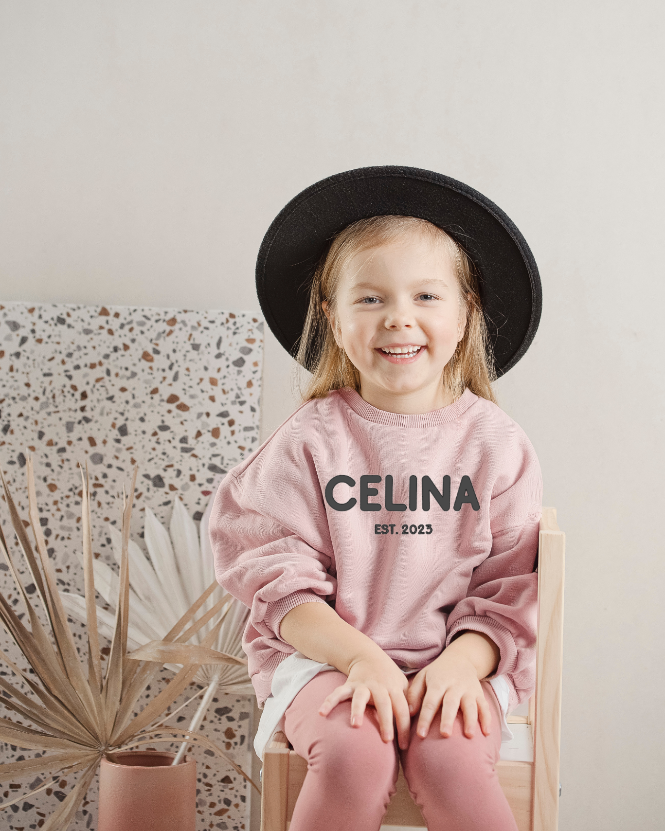 CLASSIC NAME & EST. SWEATSHIRT