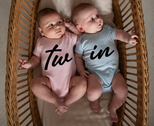 TWIN BODYSUIT SET