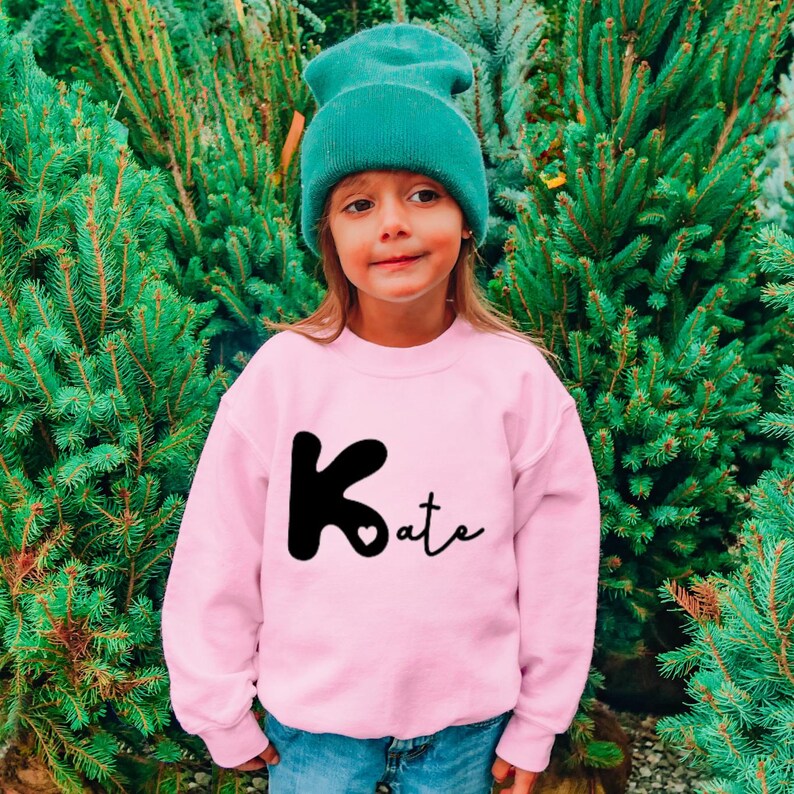 HEART INITIAL SWEATSHIRT
