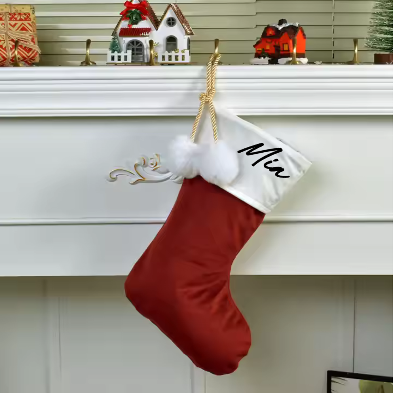 POM POM STOCKING  - TOP NAME