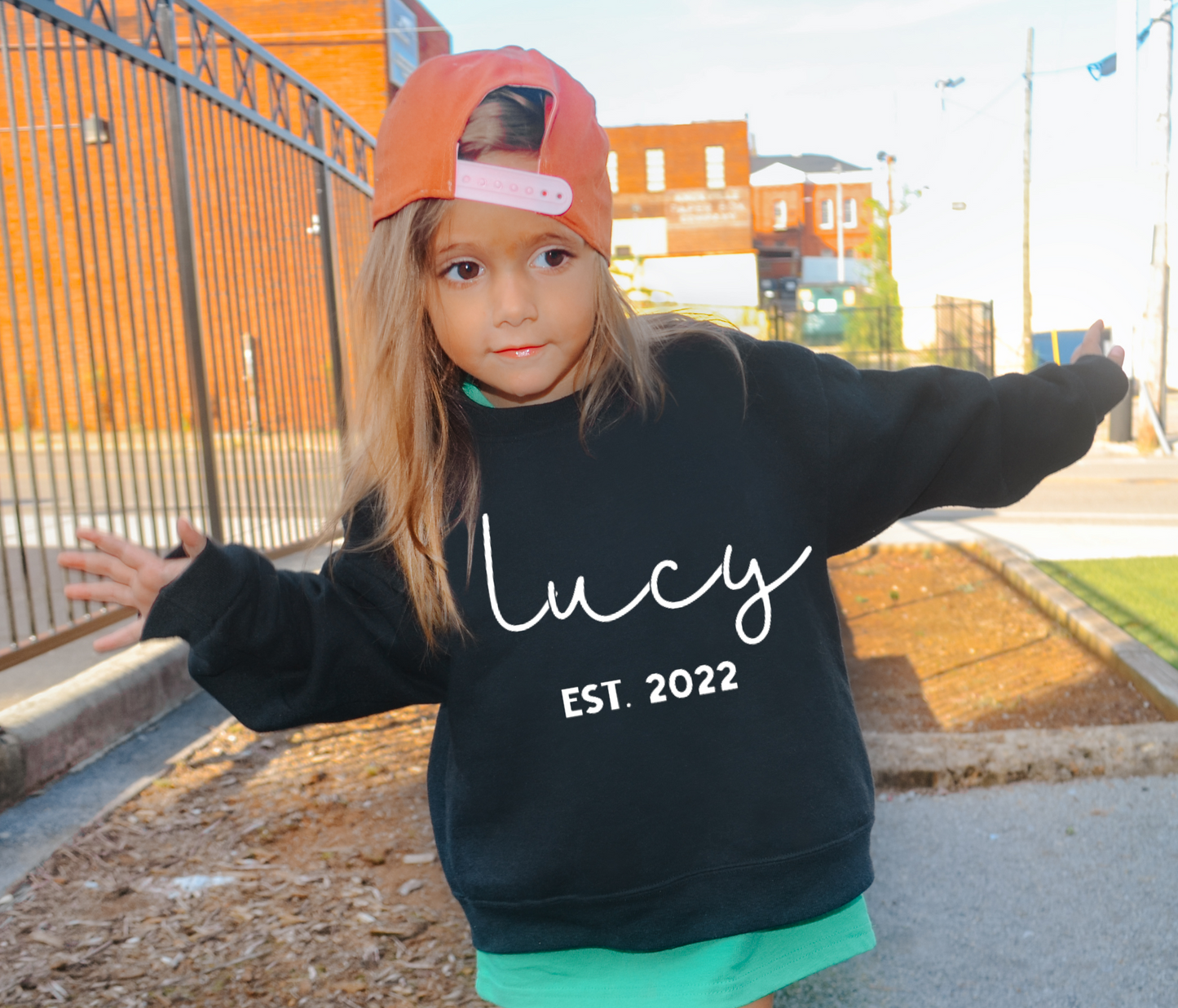 CURSIVE EST. SWEATSHIRT