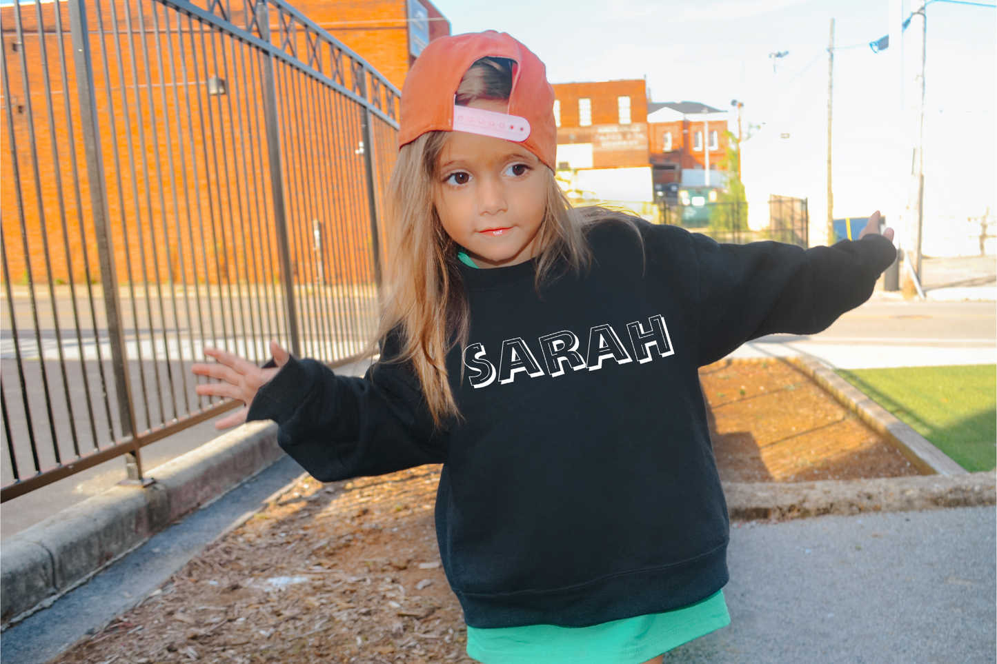 BOLD NAME SWEATSHIRT