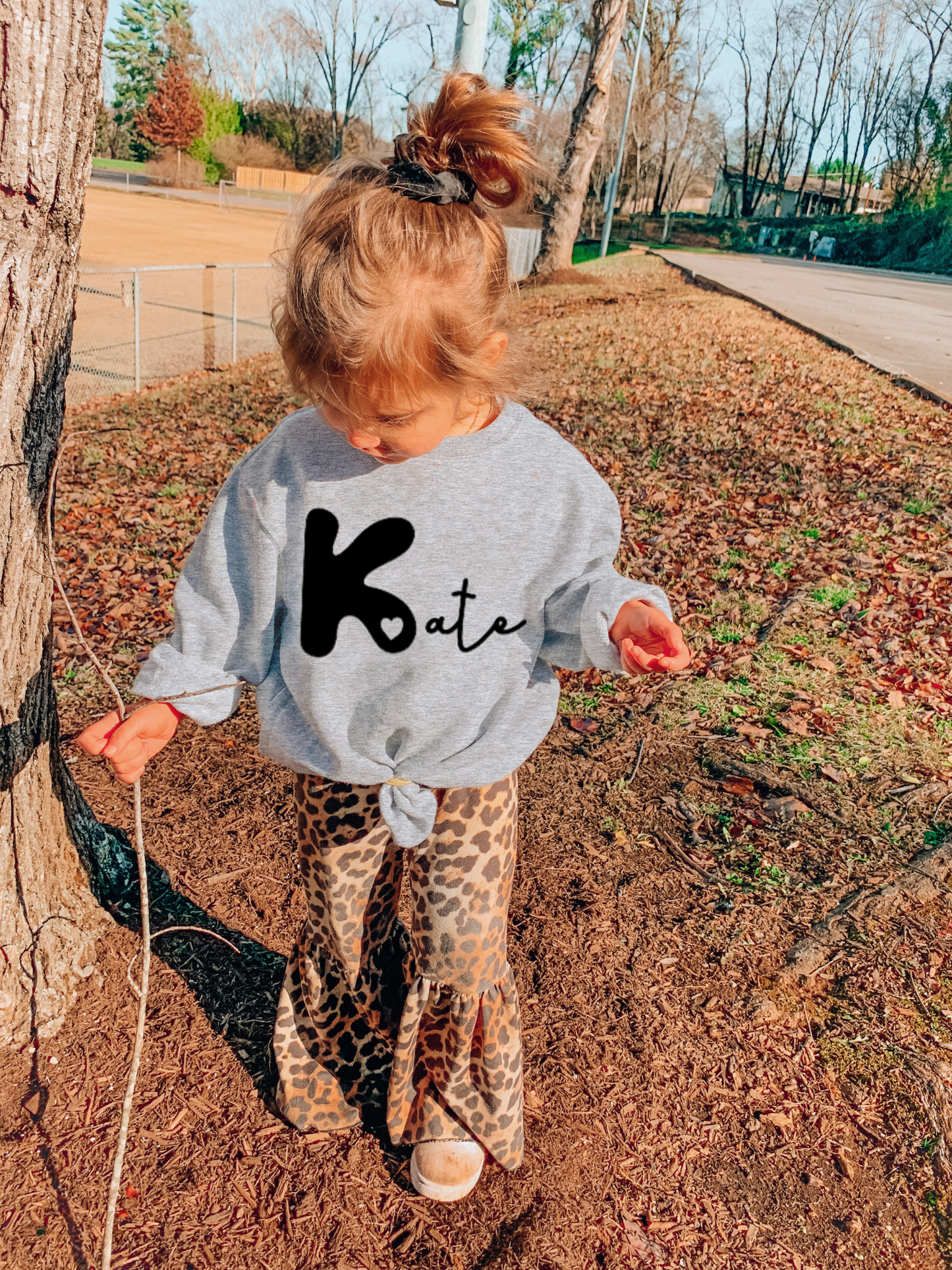 HEART INITIAL SWEATSHIRT
