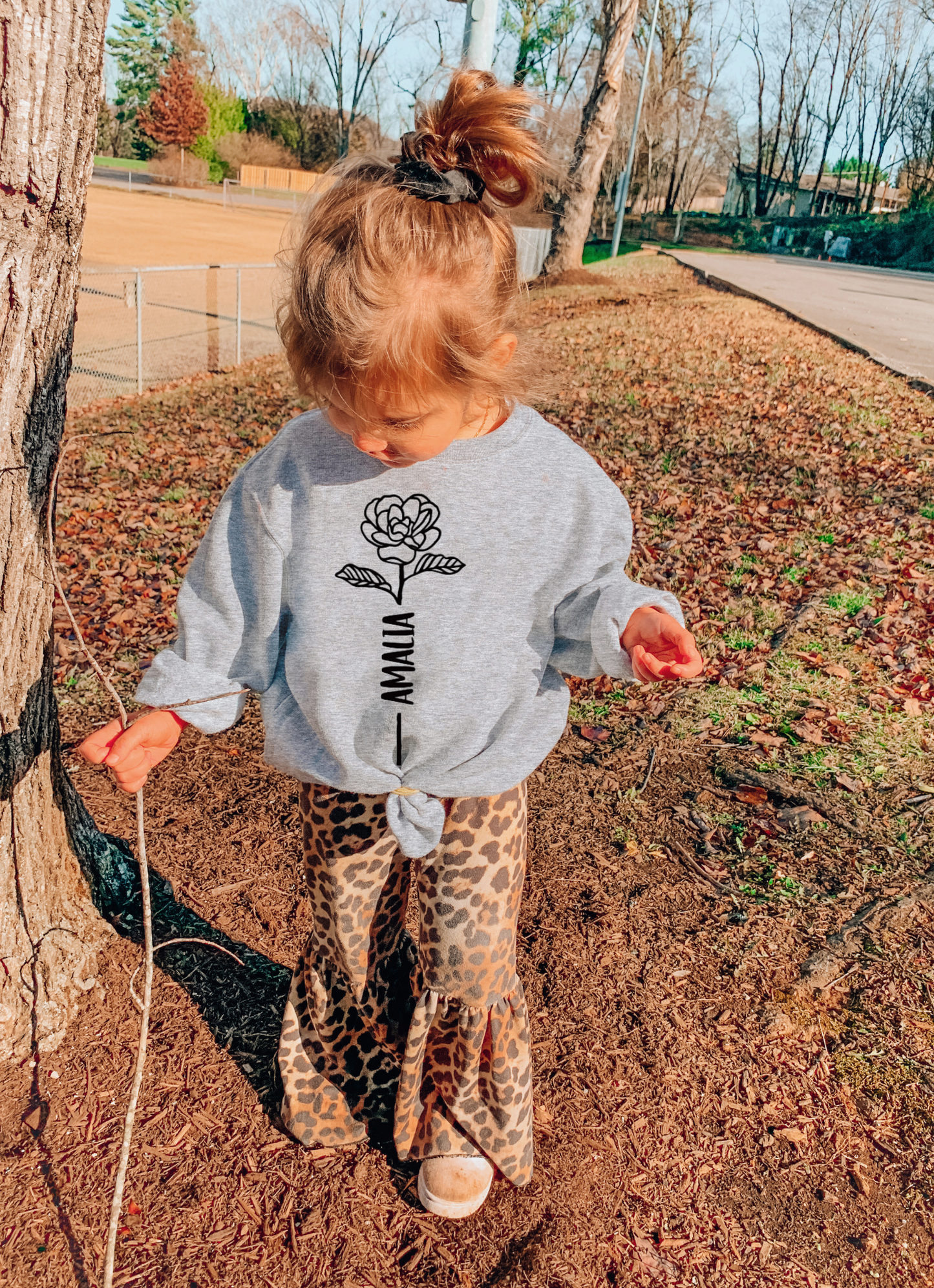FLOWER STEM NAME SWEATSHIRT