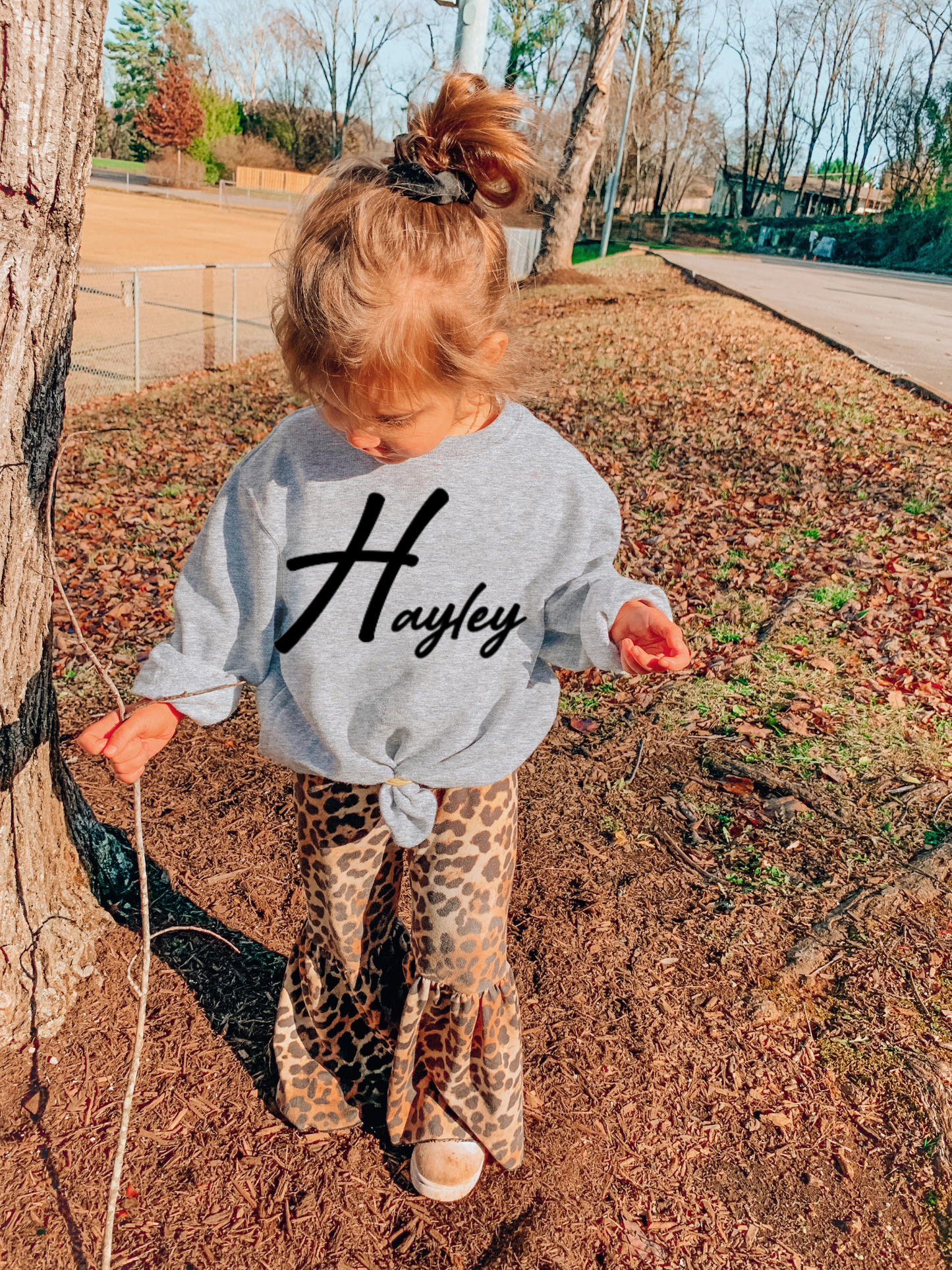 SIGNITURE SWEATSHIRT
