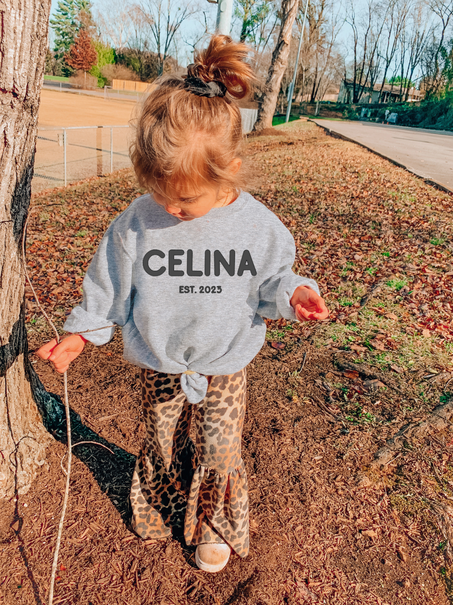 CLASSIC NAME & EST. SWEATSHIRT