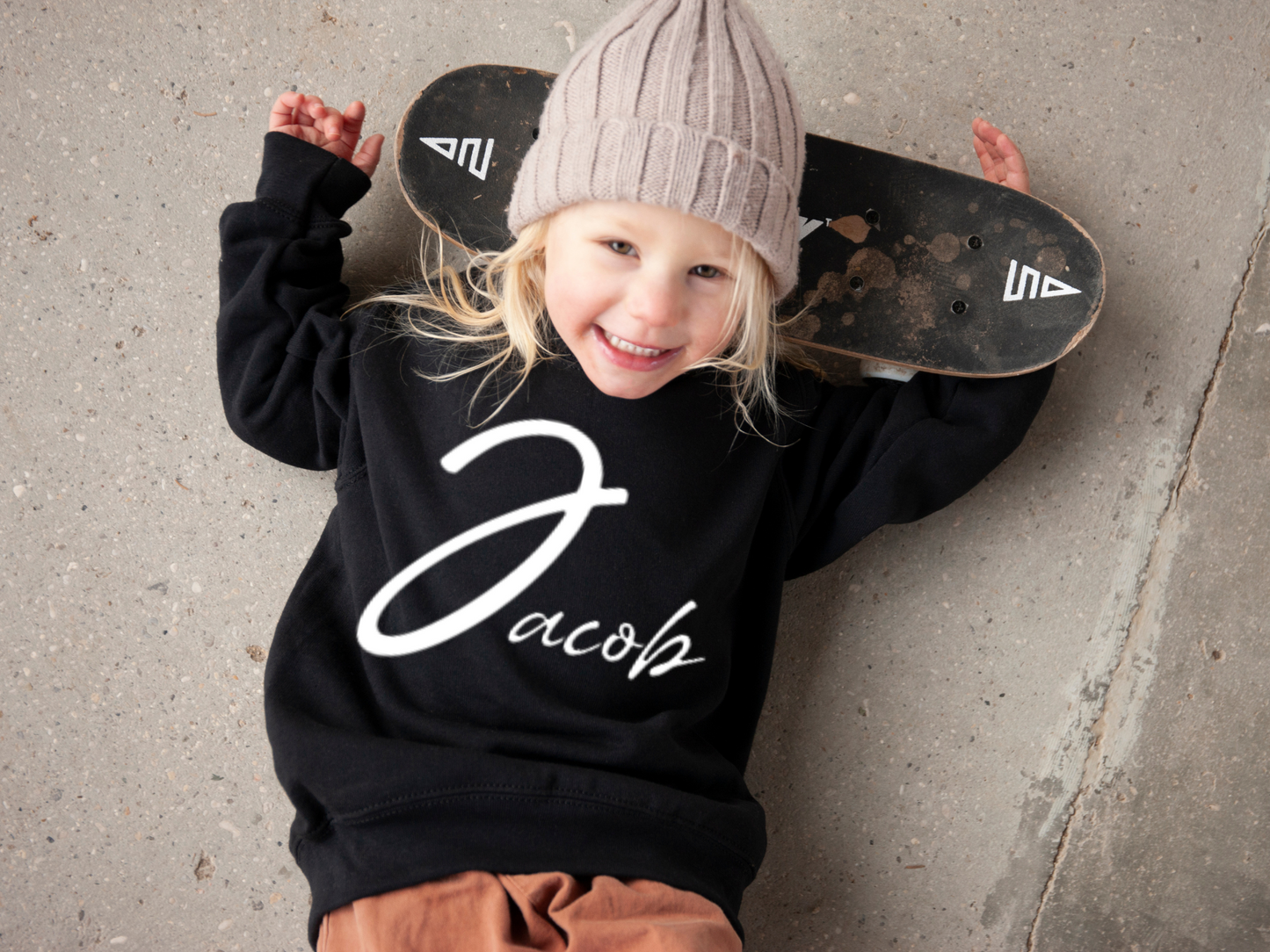 SIGNITURE SWEATSHIRT