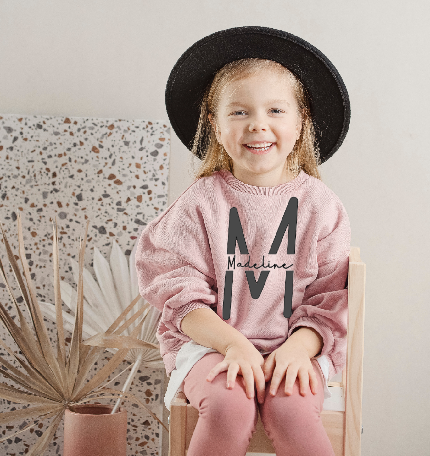 SLICED INITIAL SEATSHIRT