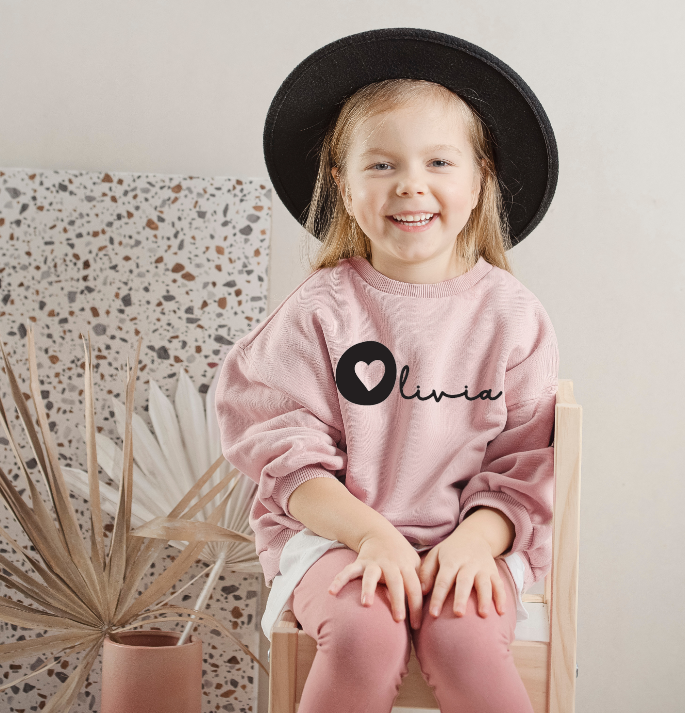 HEART INITIAL SWEATSHIRT